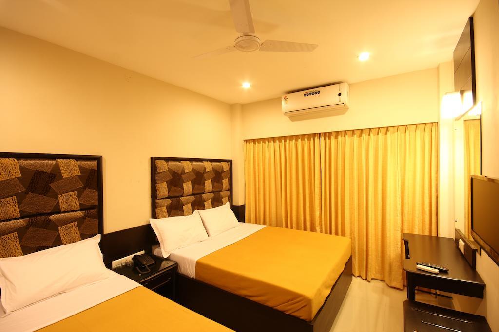 City Home Madras Buitenkant foto