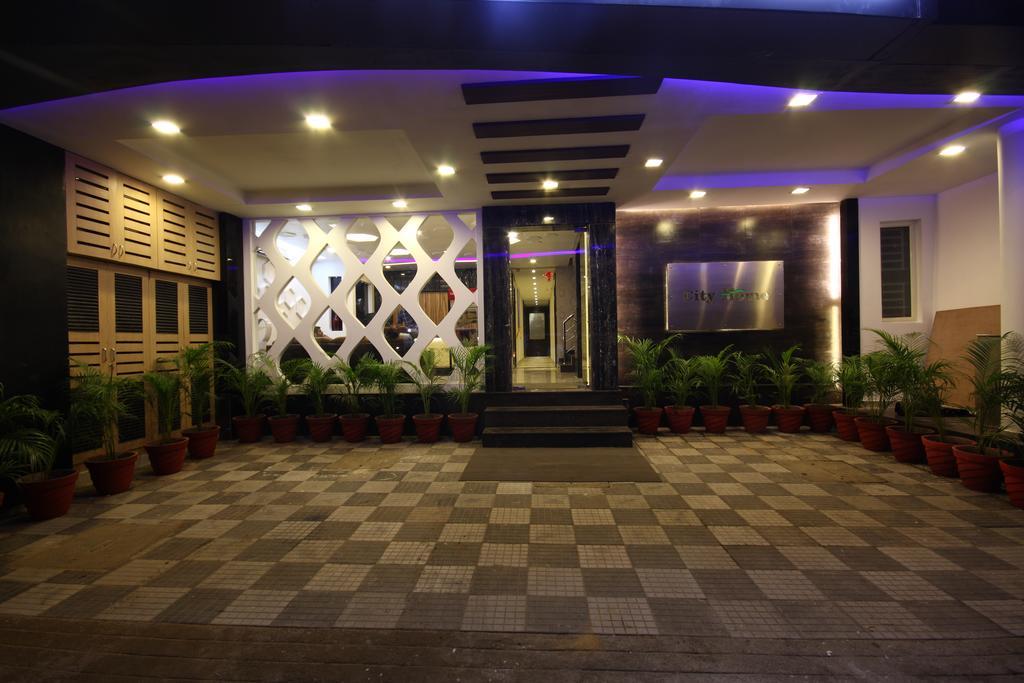 City Home Madras Buitenkant foto